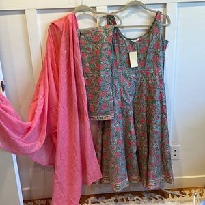 Three piece Indian outfits size med